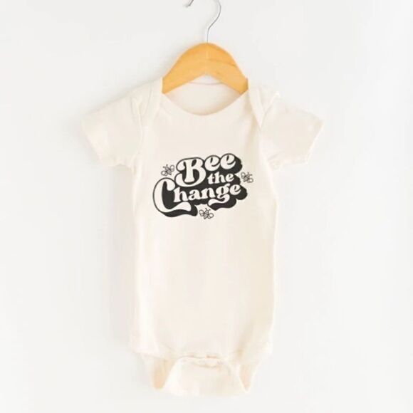 NATURE SUPPLY CO | New with tags | Bee the change onesie | organic cotton - Picture 1 of 1